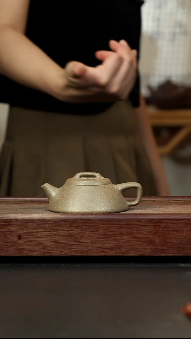 紫砂茶壶手磨粗砂青段 坦克