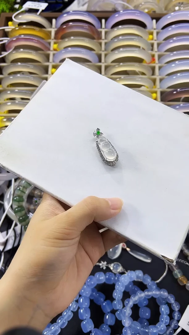 玛瑙/玉髓手镯未镶嵌925银镶