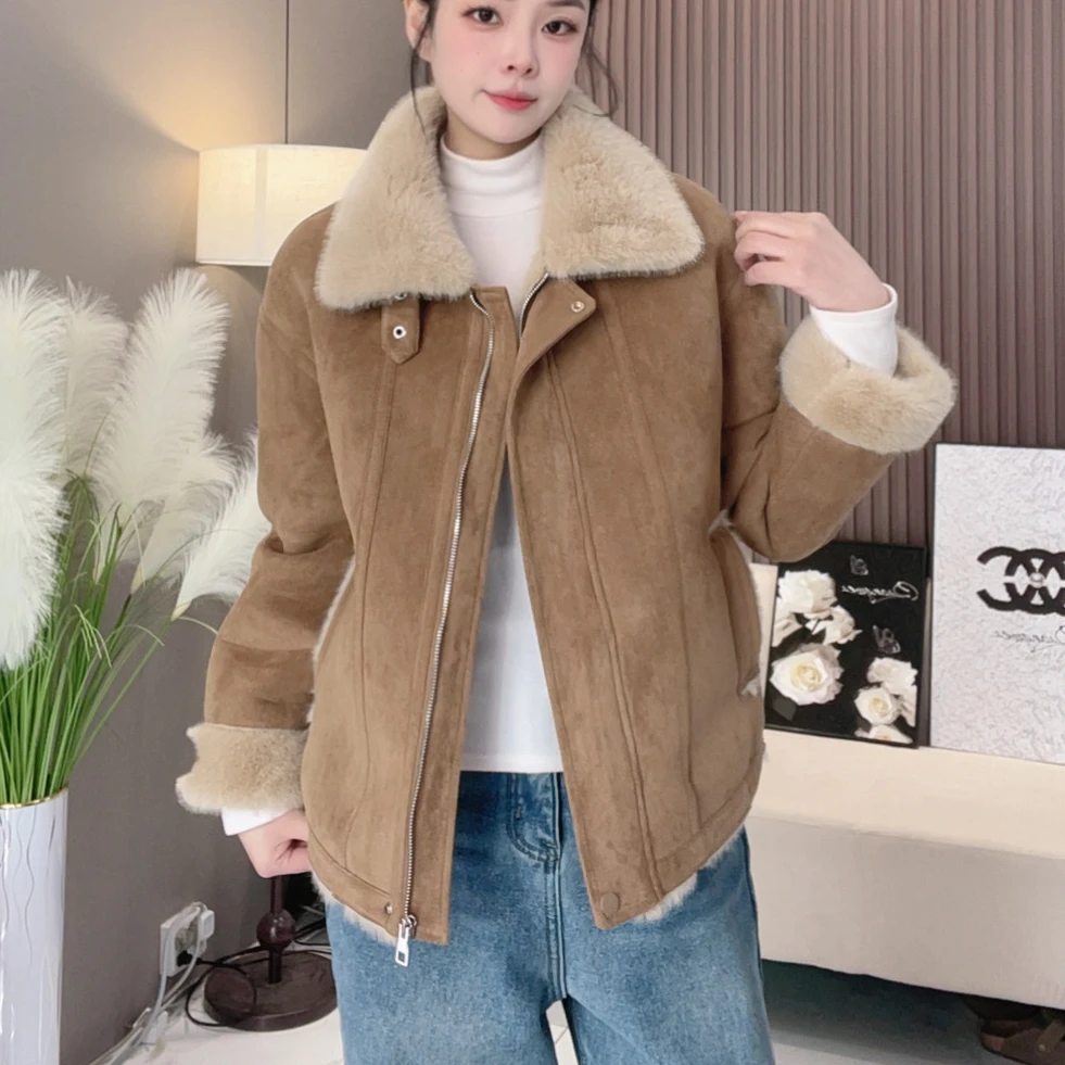 牛皮绒冬季单创新品短款皮毛一体外套微松紧收褶下摆复古外套