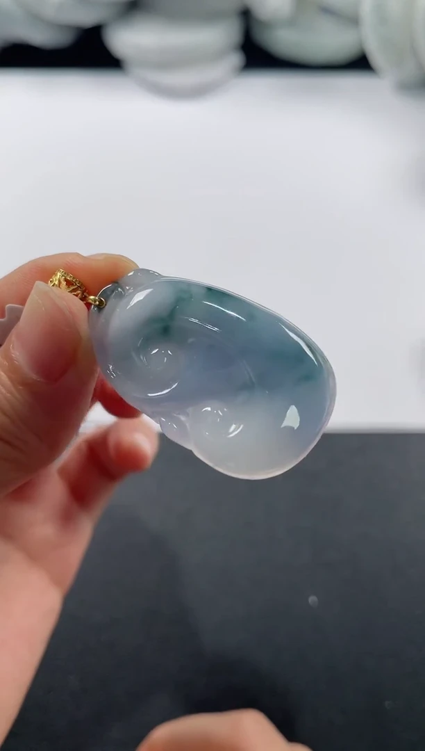 颈饰18K金镶嵌翡翠基地发货H 0635 如意