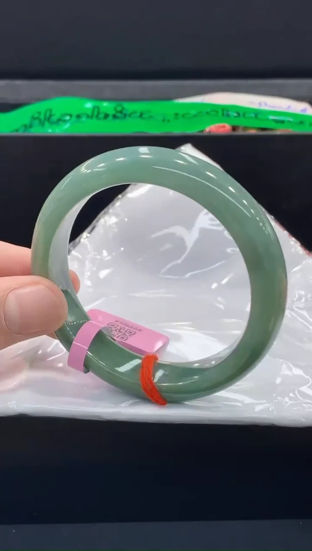 未镶嵌手镯翡翠翡翠手镯