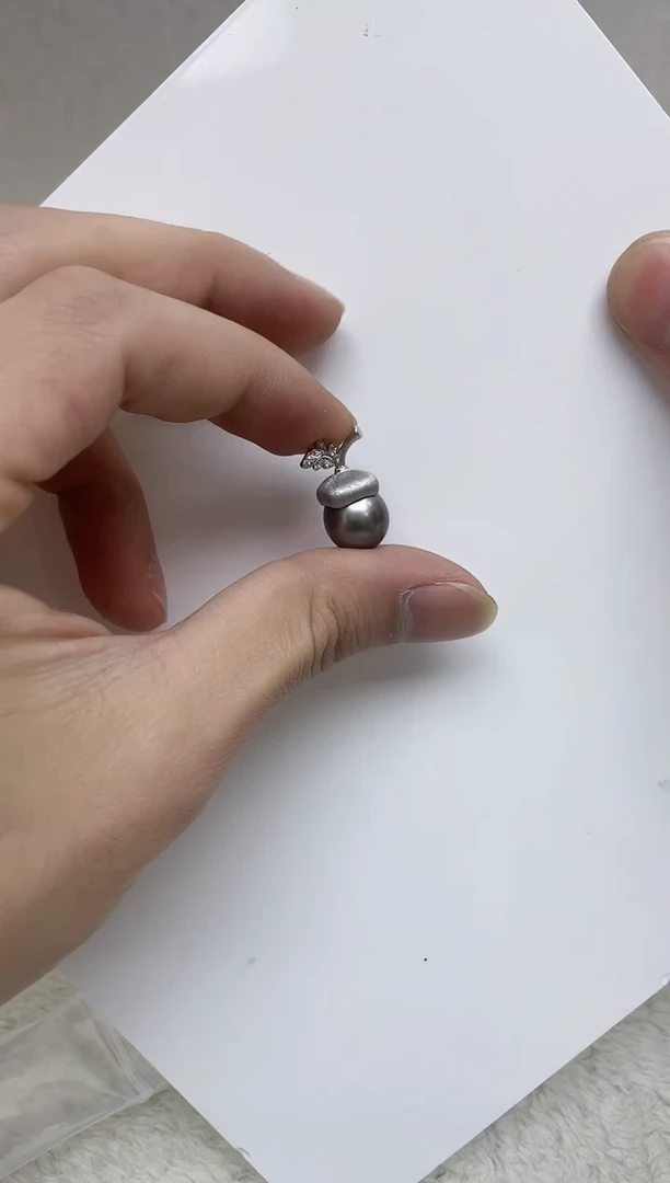 银S925镶嵌颈饰海水珍珠