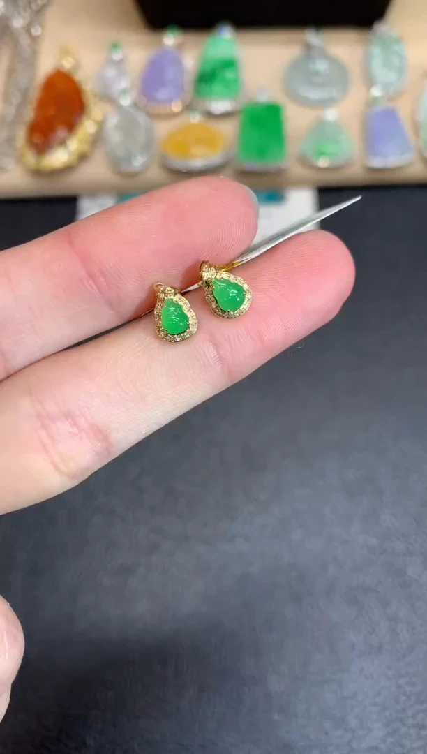 【闪购商品】翡翠耳饰18K金镶嵌葫芦【无服务费】