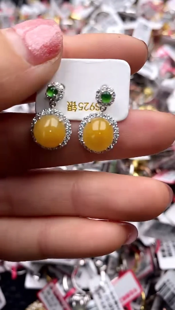 【闪购商品】翡翠戒指银S925镶嵌33333333    0