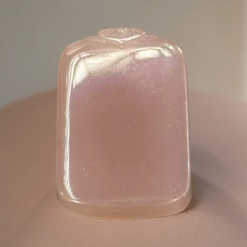 天然和田玉 精美时尚显气质无事牌吊坠A0157