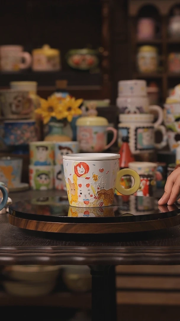 摆件景德镇釉下彩绘设计师款式陶瓷