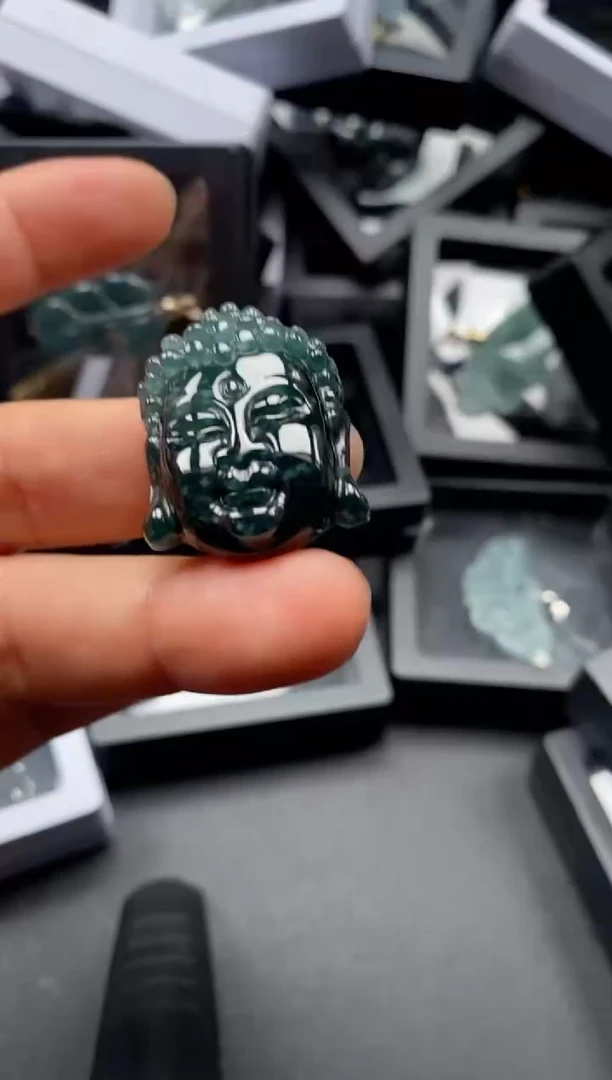 翡翠未镶嵌吊坠(不含链)沈***姐6539