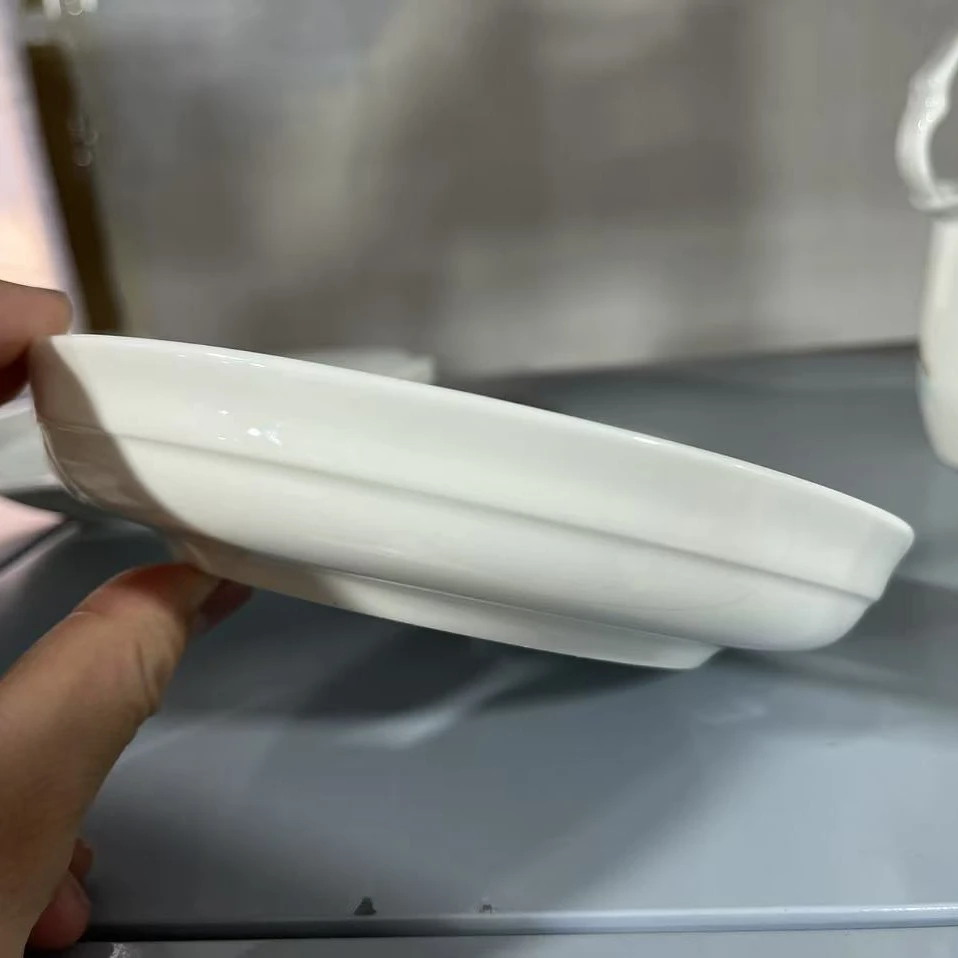 【鼎盛福利】8英寸护边盘一组4只骨质瓷餐具家用雯尚甄选