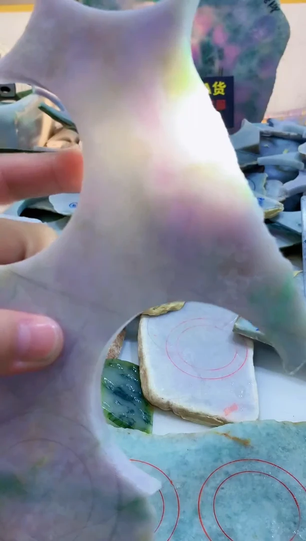 翡翠挂件未镶嵌0林0翡翠珠宝516