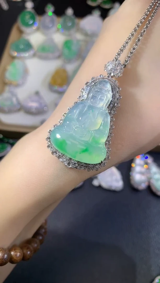 翡翠18K金镶嵌吊坠(不含链)87-观音（不含链扣