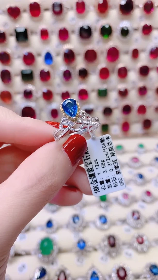 戒指蓝宝石18K金镶嵌F***a1