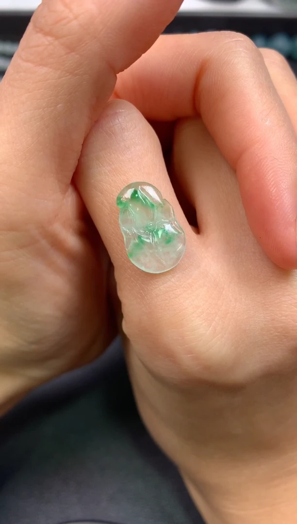 【闪购商品】定制翡翠未镶嵌0884077098