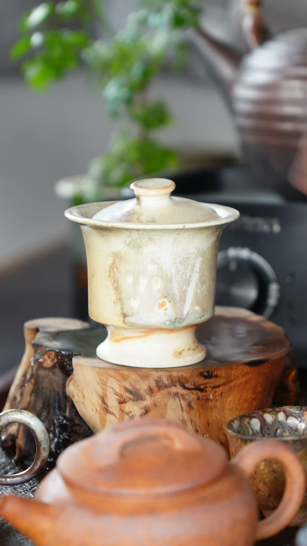 紫砂全手工白泥马蹄盖碗