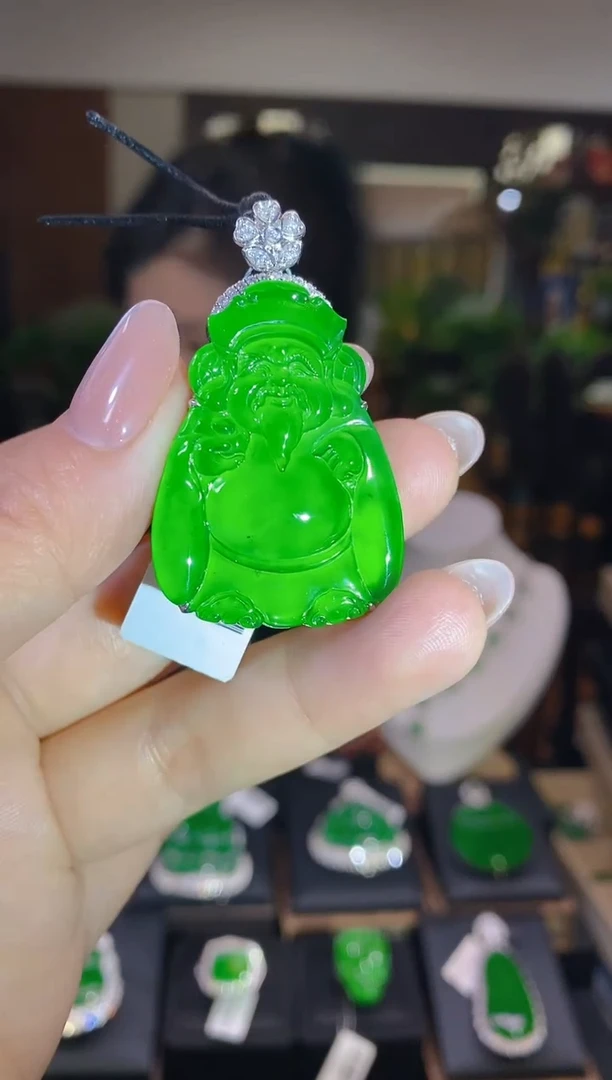 【闪购商品】翡翠吊坠(不含链)18K金镶嵌翡翠吊坠