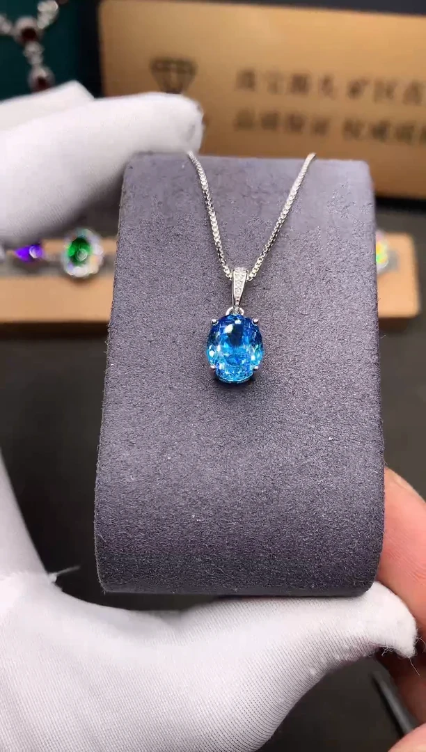 银S925镶嵌颈饰海蓝宝石......