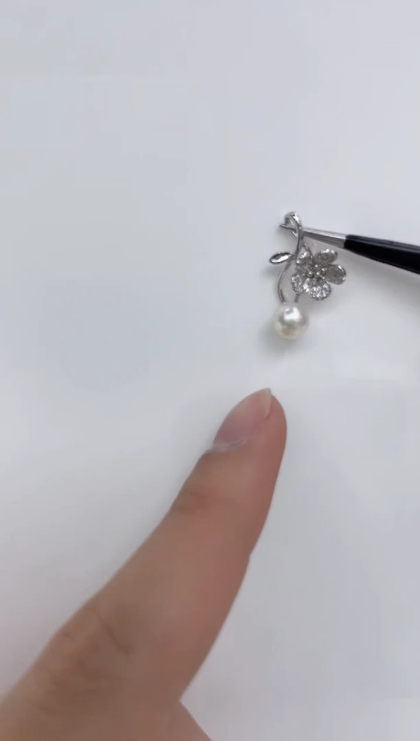 【闪购商品】海水珍珠吊坠(不含链)银S925镶嵌海水珍珠吊坠