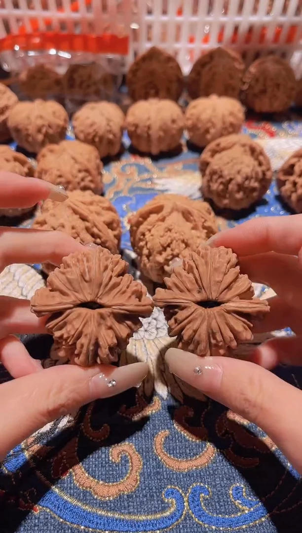 把件文玩核桃023 四座楼44