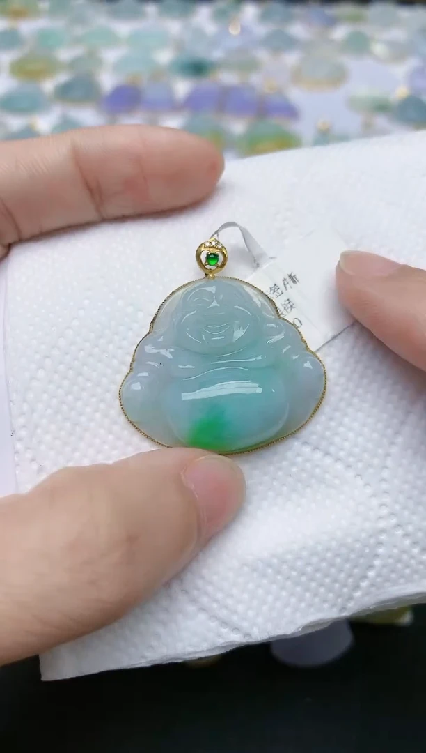 翡翠18K金镶嵌颈饰天然缅甸A货翡翠