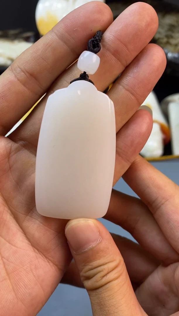 和田玉未镶嵌挂件和田玉