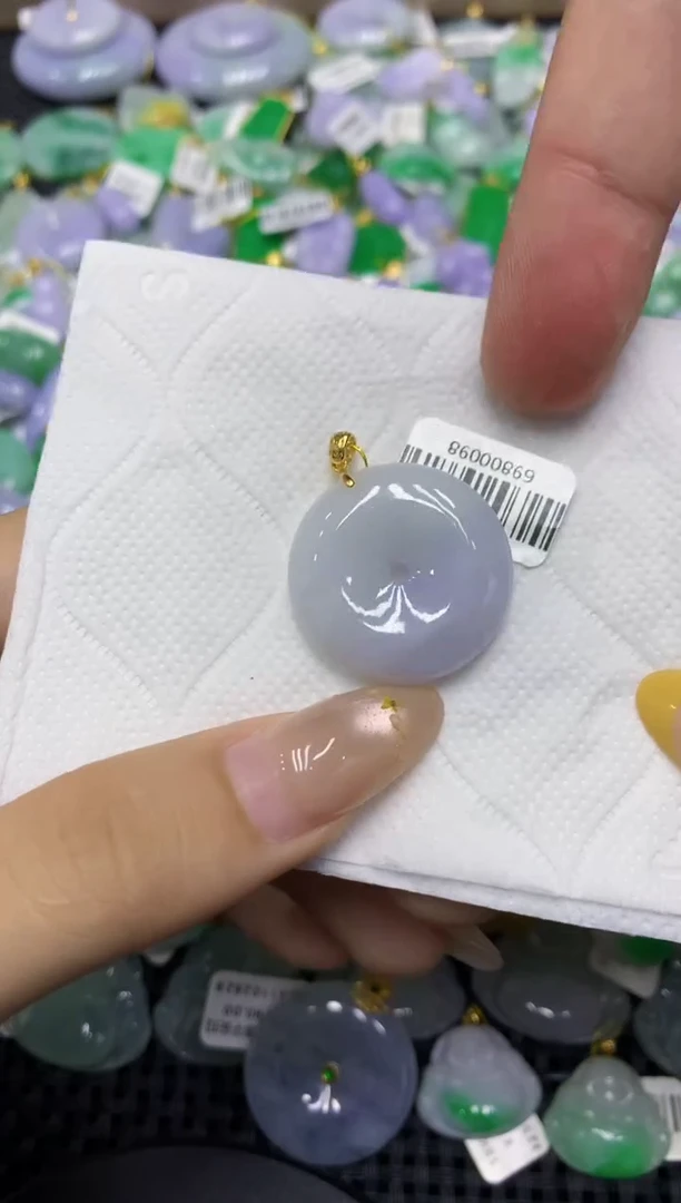 颈饰未镶嵌翡翠天然缅甸翡翠A货