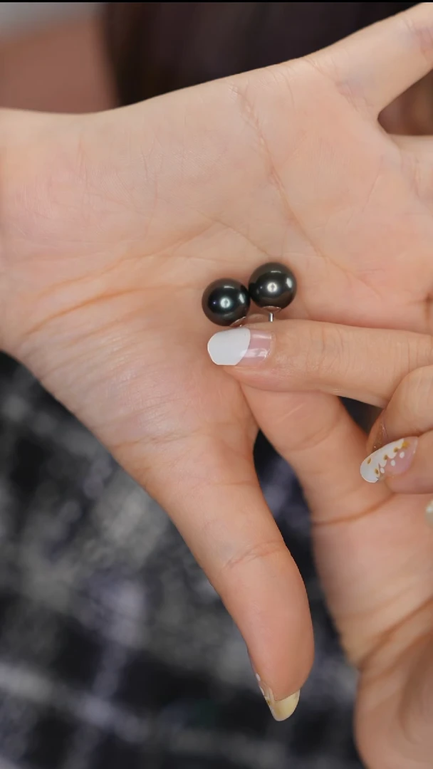 颈饰18K金镶嵌海水珍珠18K白 黑珍珠耳钉10-11MM