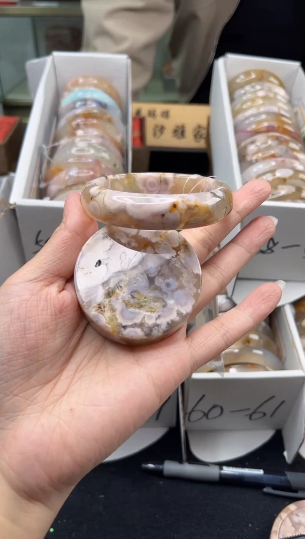 未镶嵌手镯石英质玉56圈口（赠品镯心）1751467