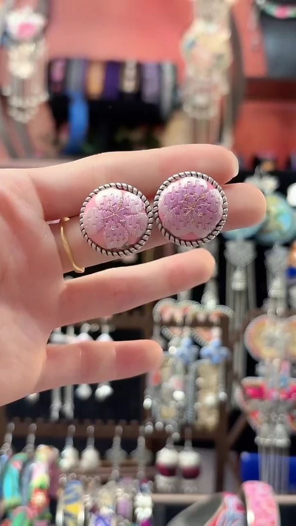 织绣 云织谣民族风精美饰品   354