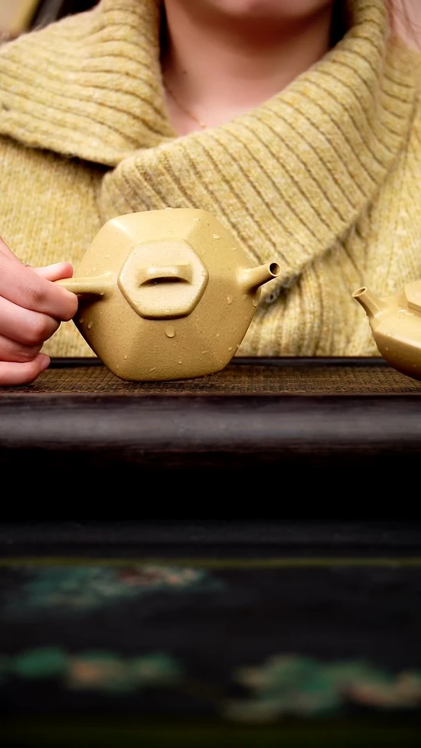 茶壶紫砂 六方和瓢 梨皮本山绿