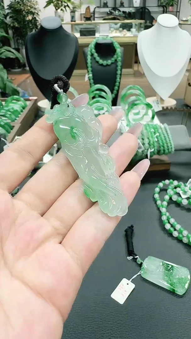 未镶嵌1石英质玉（非洲翠）/1857