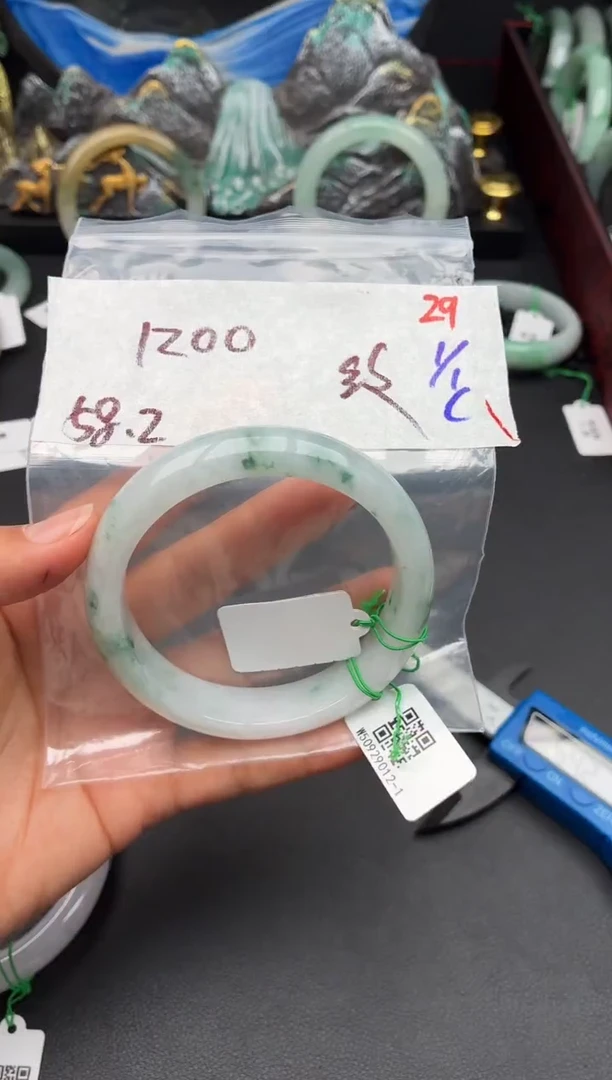 未镶嵌定制翡翠毛货需精细抛光多样性发1件29