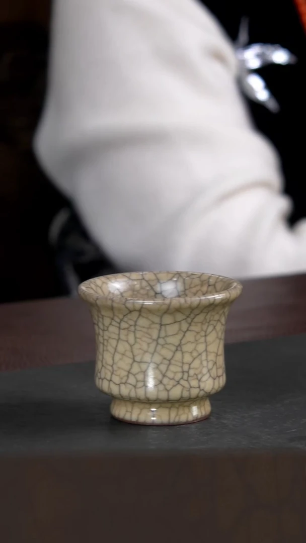 叶氏哥窑 古儿 炒米黄釉升云杯
