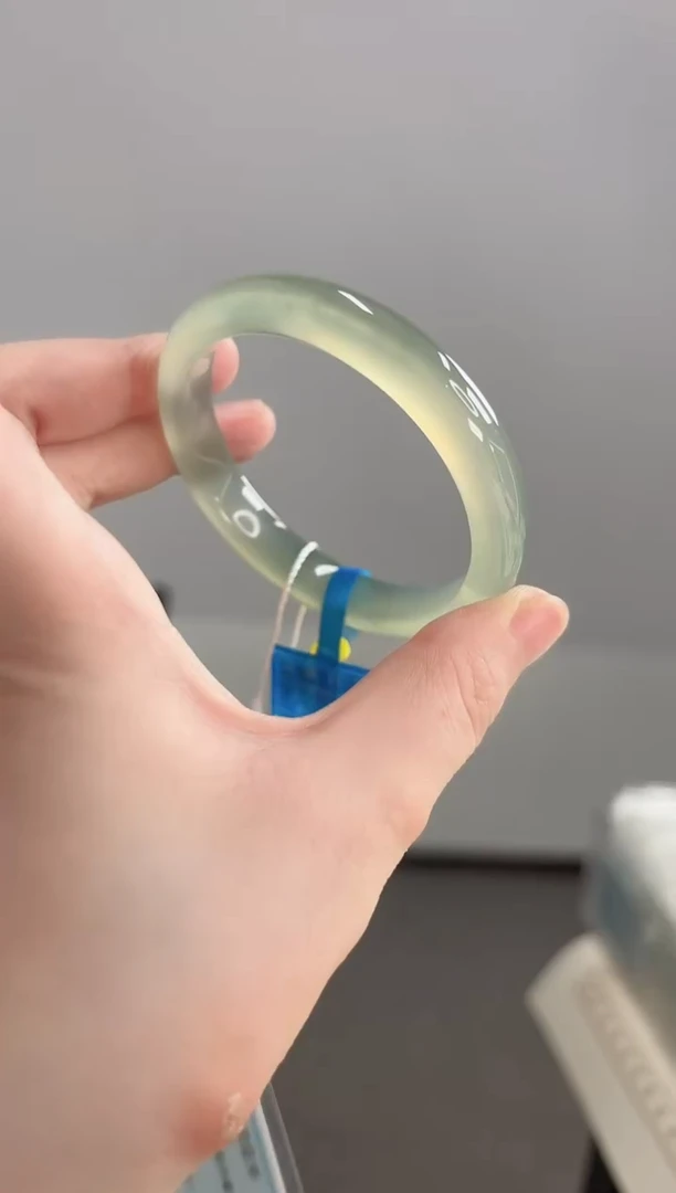 玛瑙/玉髓手镯未镶嵌56圈