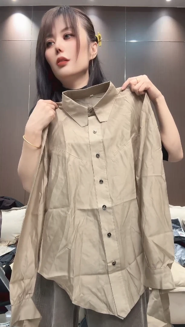 金色衬衫M码大漂亮