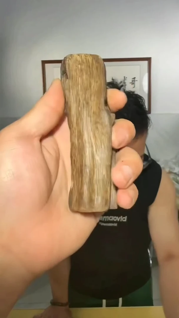 沉香手把件137号手把件60g多样性发一