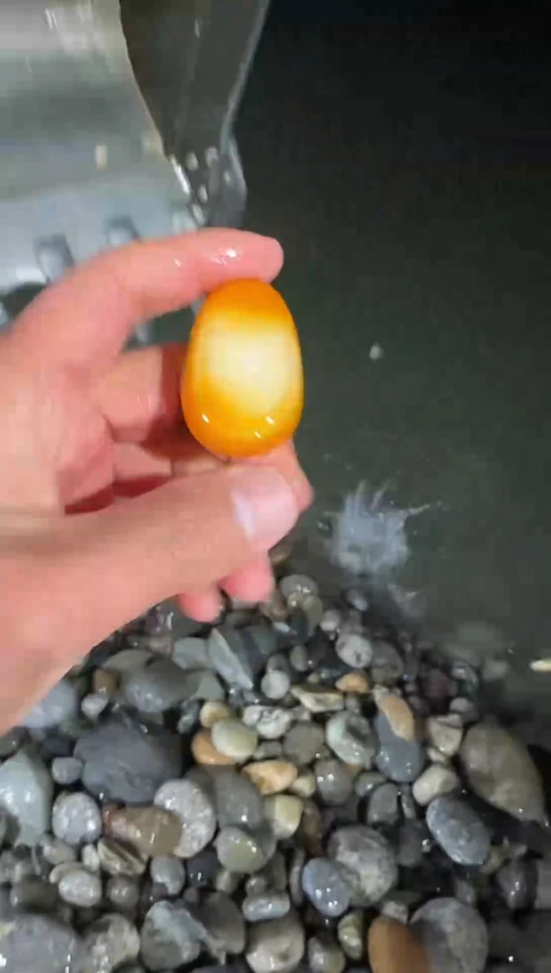 未镶嵌和田玉挂件68