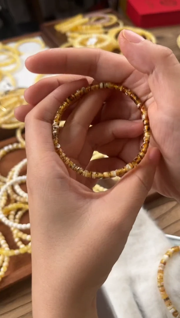 【闪购商品】蜜蜡裸石未镶嵌蜜蜡手串