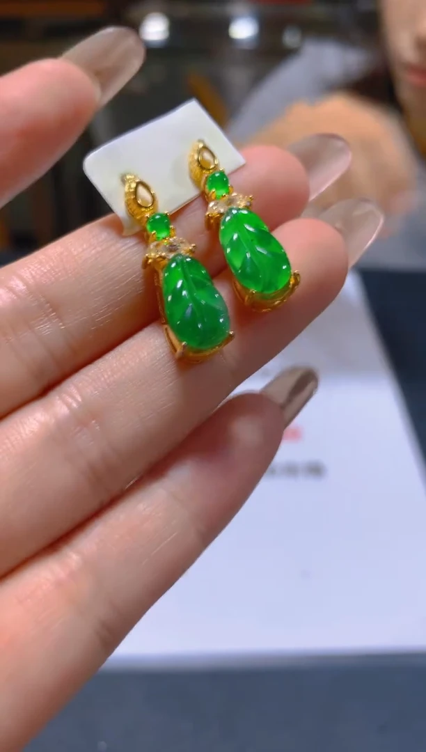 未镶嵌翡翠耳饰多样性发一