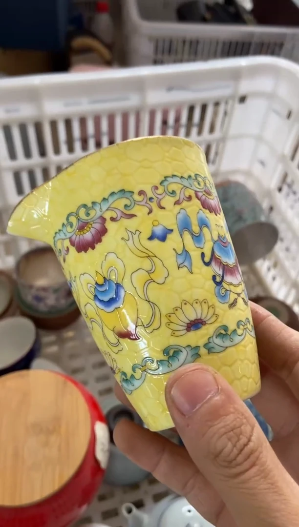 杯无运费险有瑕疵的摄影的产品有使用过的痕迹有点脏介意勿拍