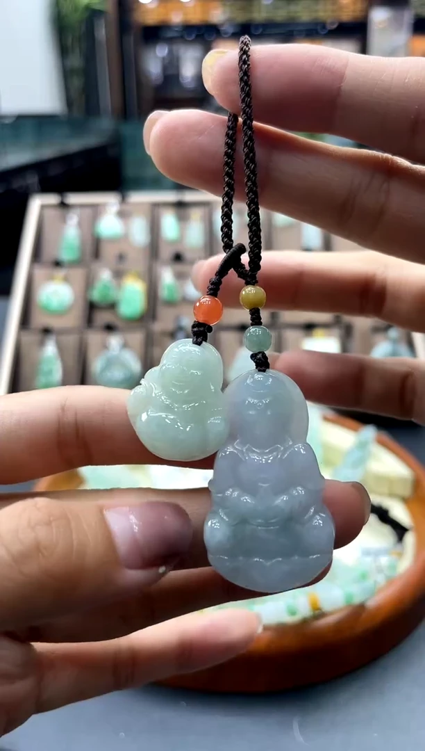翡翠挂件未镶嵌观音