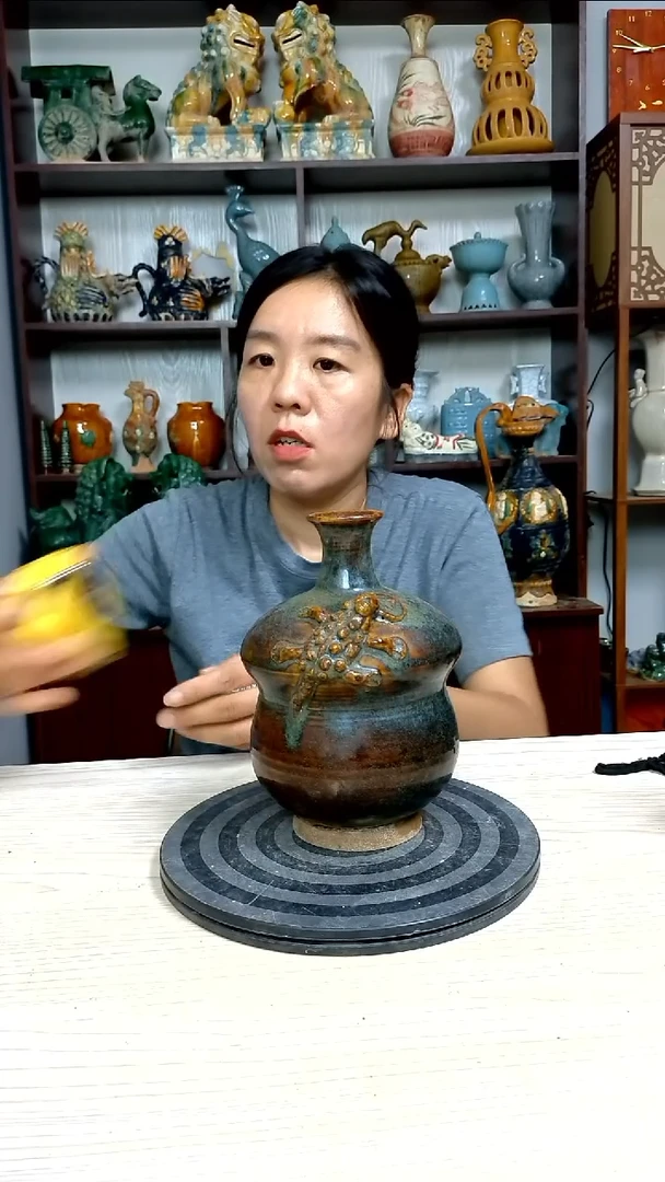 经典精美复古风格瓷器