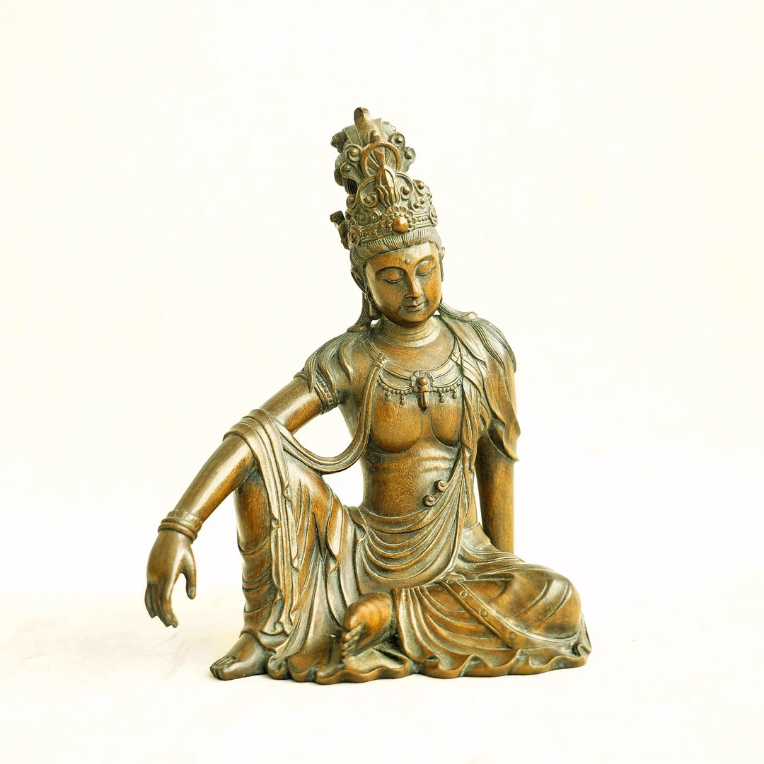 文华开物第137期拍品 5 清 黄花梨观音摆件