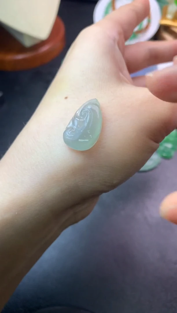 定制翡翠未镶嵌毛货