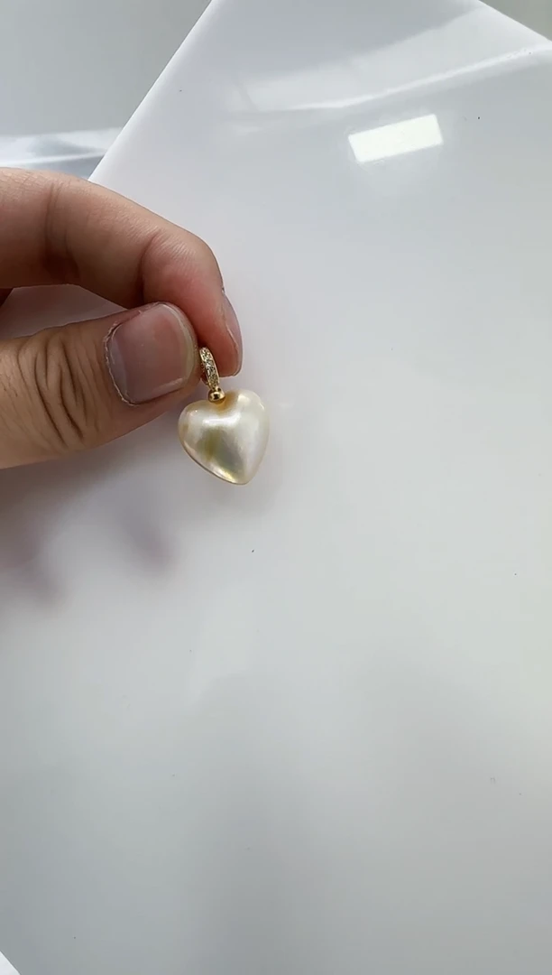 【闪购商品】拼合珍珠（马贝珠）DA银S925镶嵌q057 珍珠吊坠