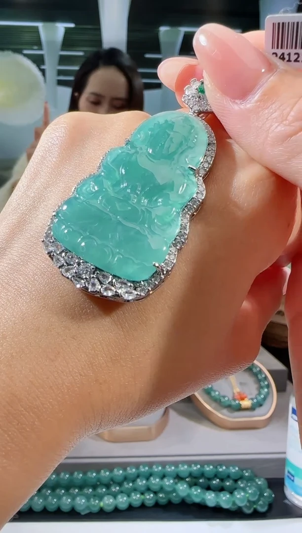 【闪购商品】翡翠吊坠(不含链)合金度母多样性发一