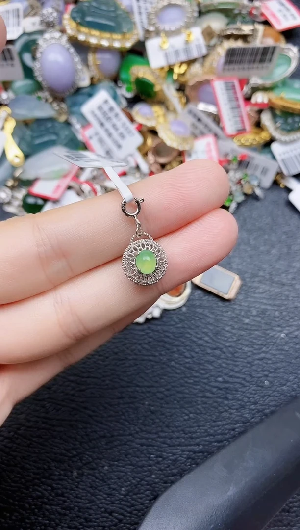 银S925镶嵌戒指翡翠1