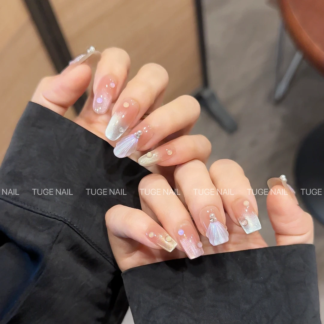 TugeNail “美人鱼” 人鱼贝壳温柔风夏日纯欲腮红穿戴美甲佳佳专属