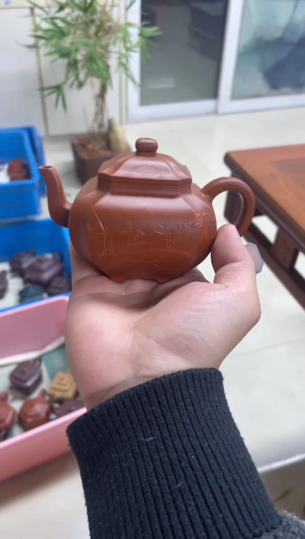 茶壶紫砂刻绘抽角四方