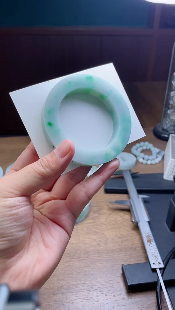 未镶嵌手镯定制翡翠韩*冻定制