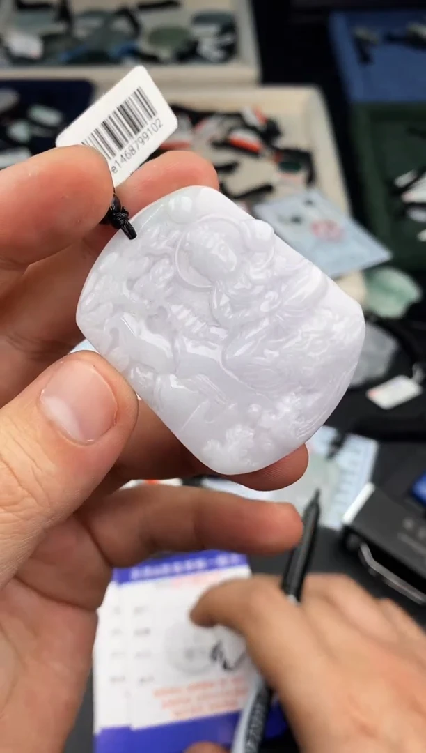 【闪购商品】翡翠颈饰未镶嵌  天然翡翠，一物一图