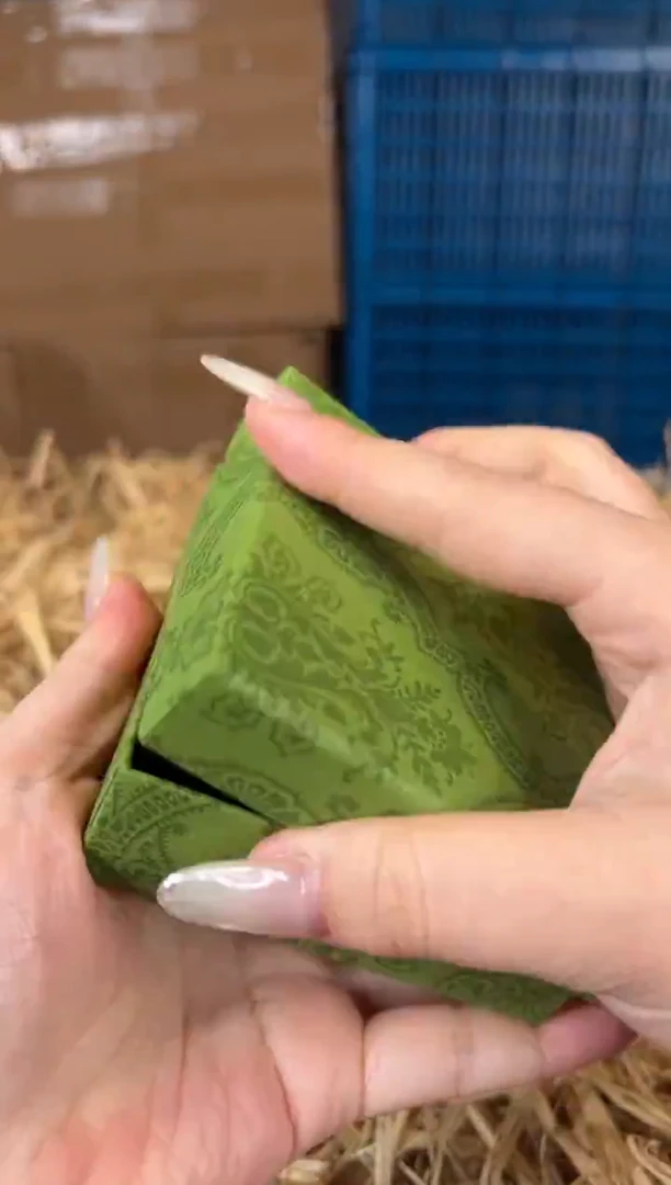 未镶嵌手镯石英质玉T1271